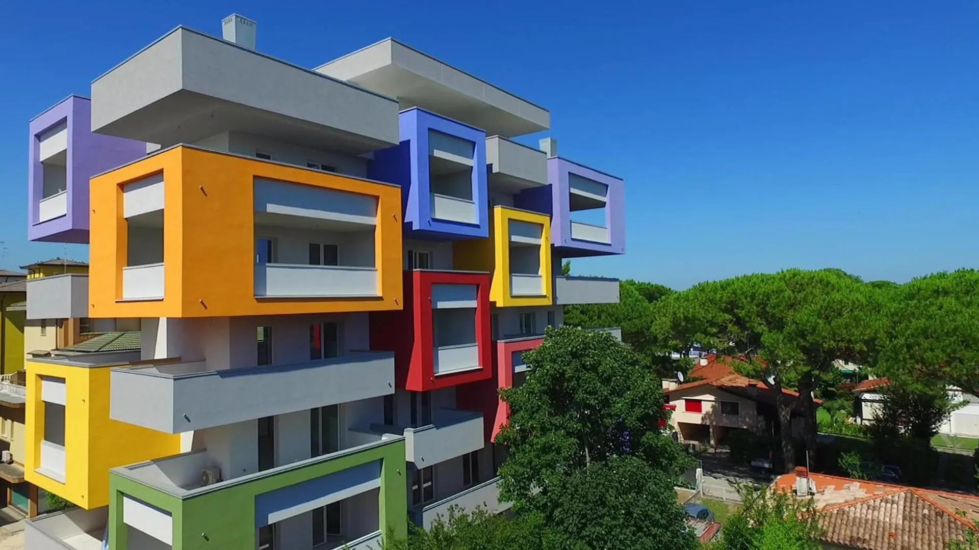 Colorful Living Central Bibione Apartment